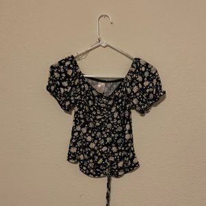 XS Women’s Short sleeve shirt.